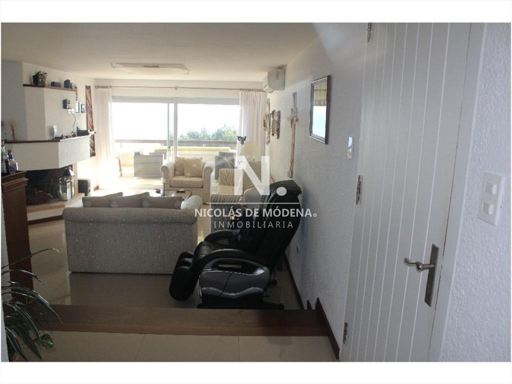 Departamento con agradable vista con 3 en venta