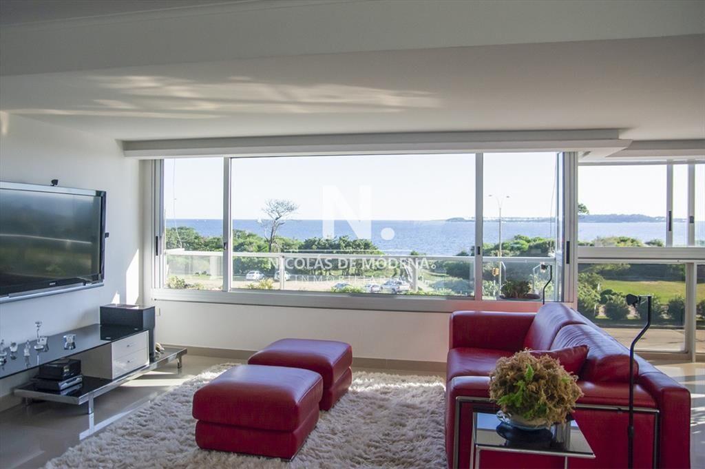 Departamento con agradable vista y excelente