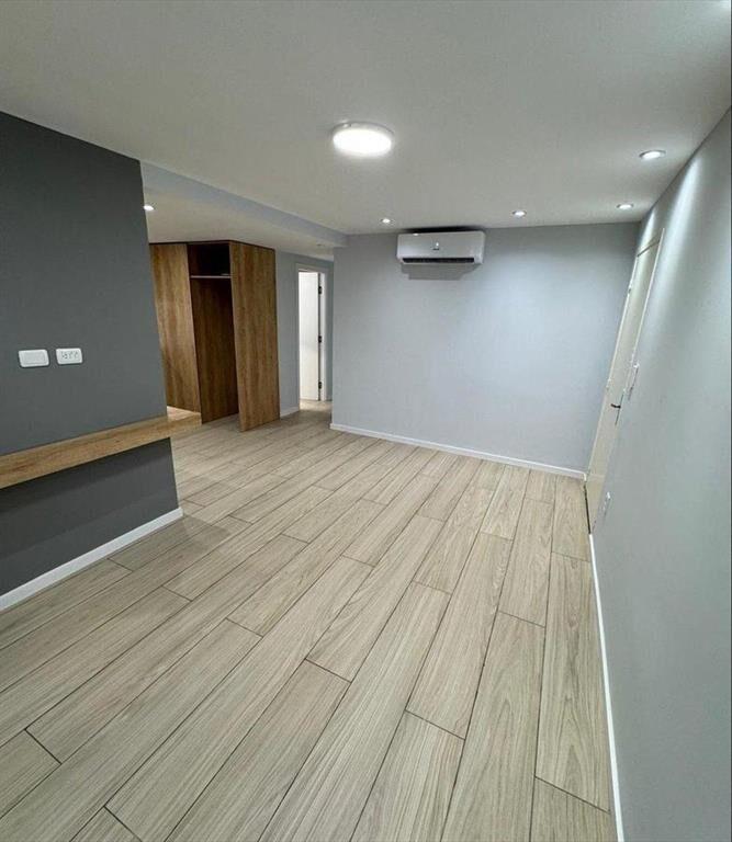 VENTA EXCELENTE APARTAMENTO. RECICLADO A ESTRENAR.