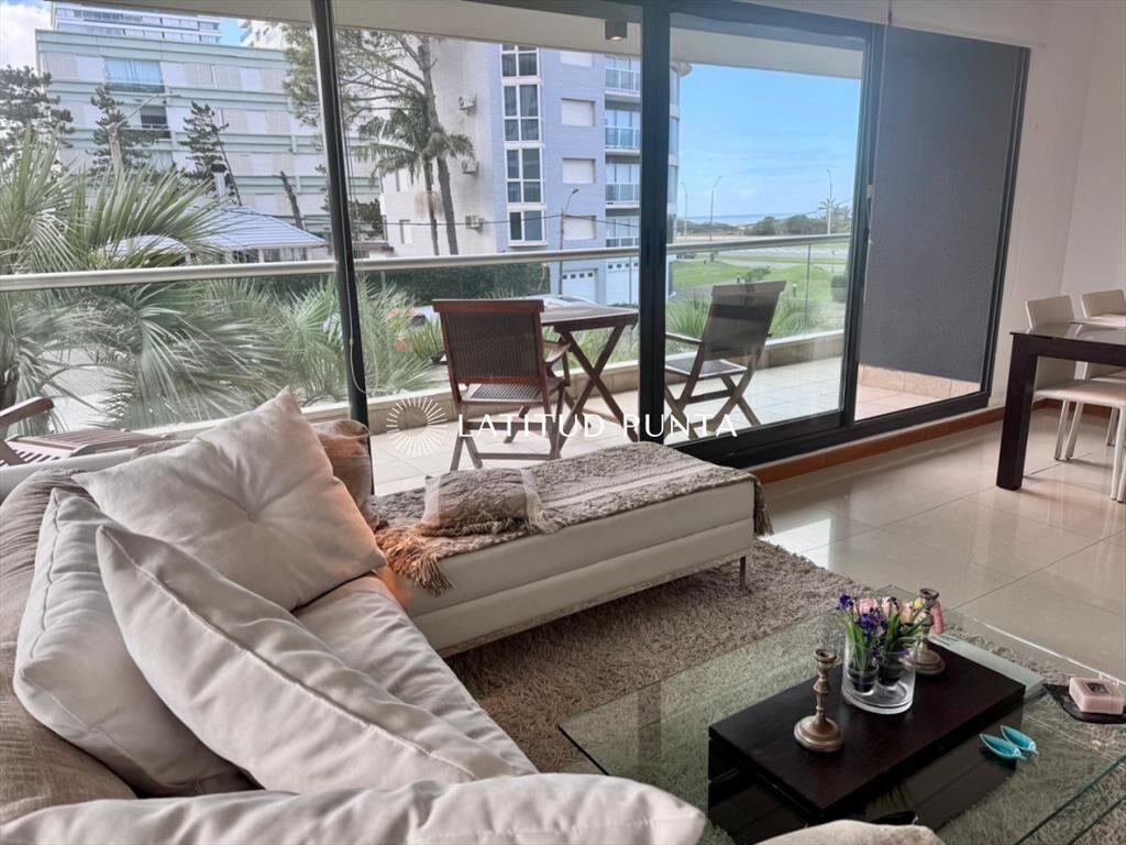 Apartamento 2 dormitorios. Brava