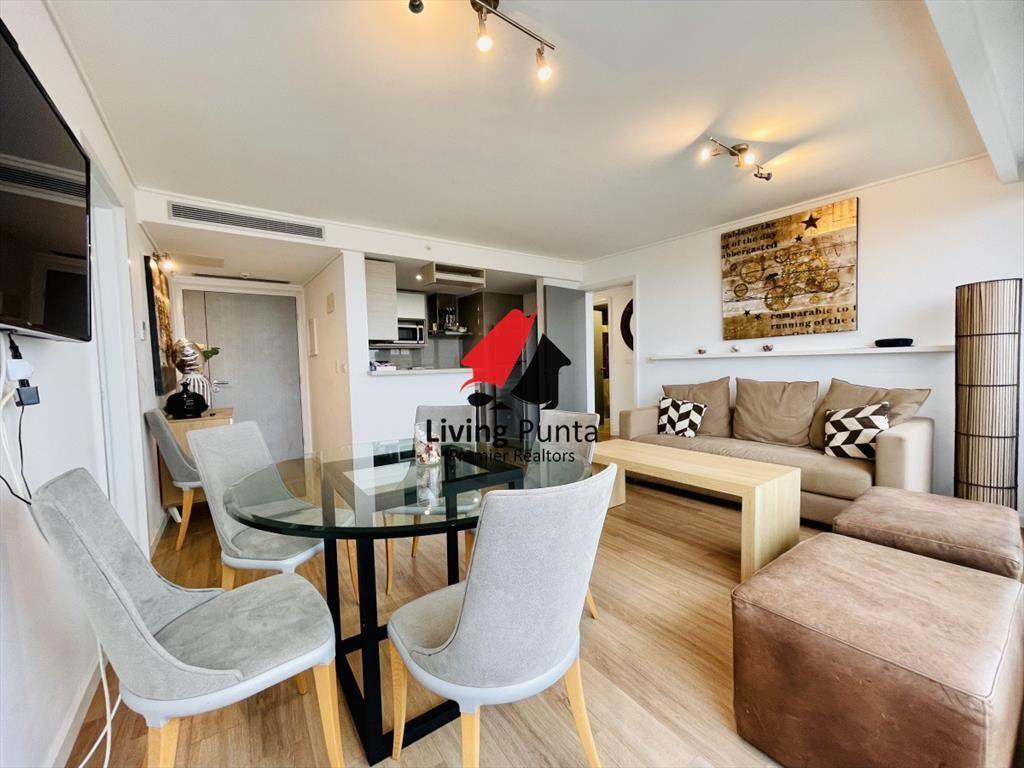 Venta de excelente Apartamento de dos Playa Mansa