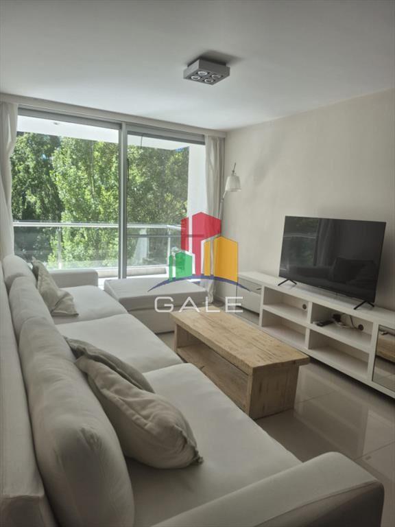 Apartamento en Venta de 2 dormitorios en Punta del Este Sob
