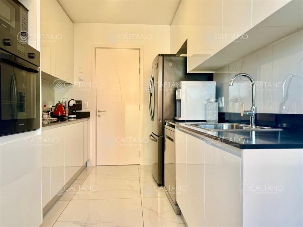 Alquiler Apartamento 4 Dormitorios Paramounts Tower