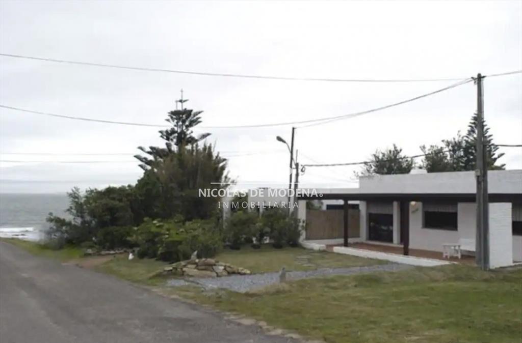 Casa frente al mar en La Barra