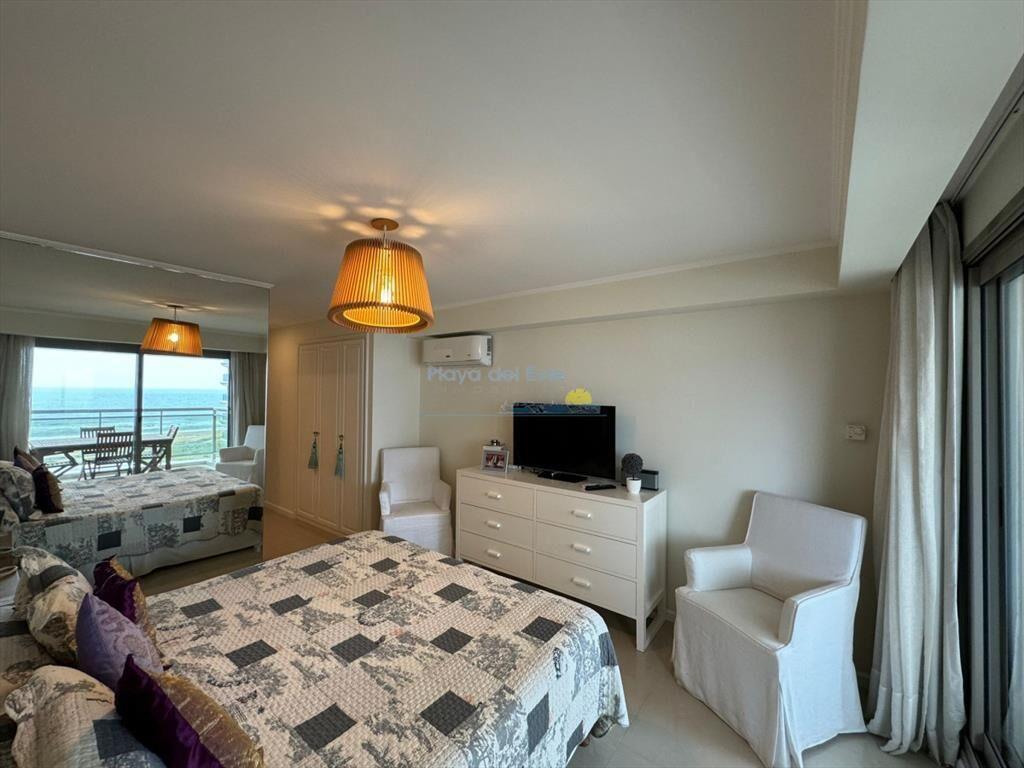 Apartamento en alquiler de temporada de 3 en , ,