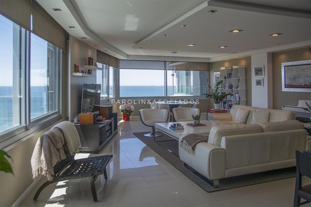 Espectacular apartamento en venta frente a playa Brava - Ti