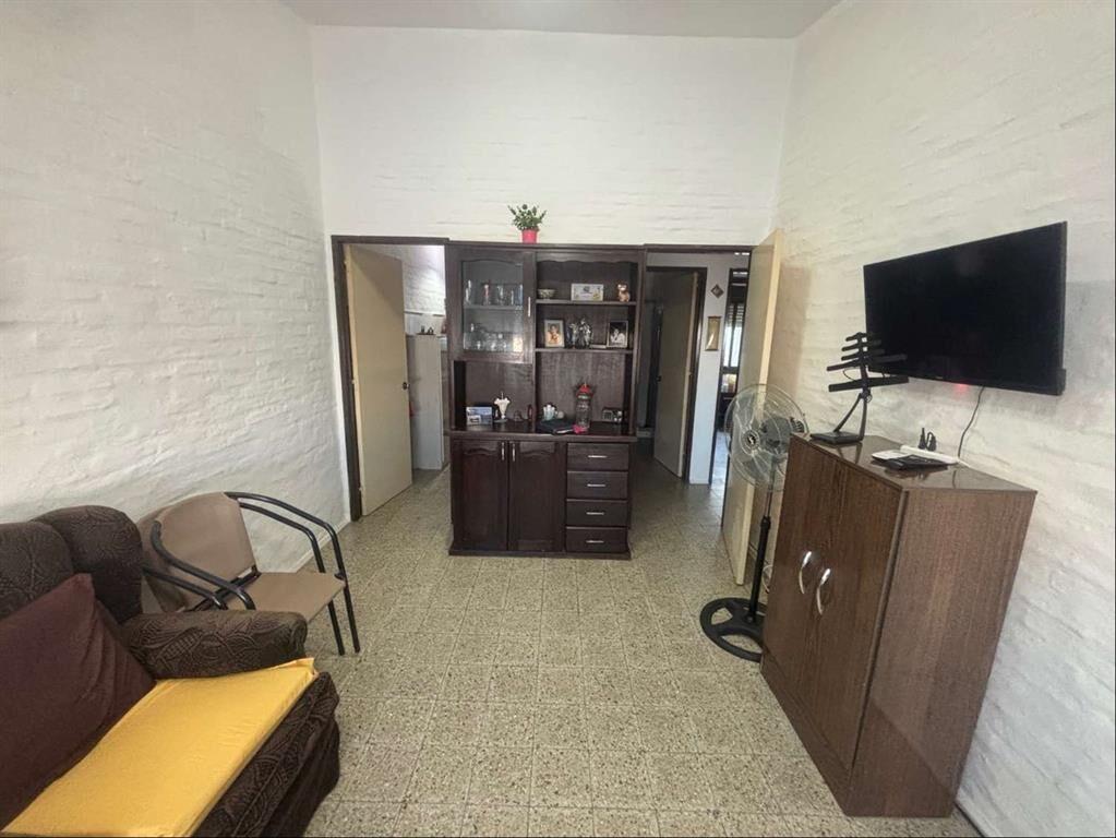 Venta Casa Peñarol Dos Dormitorios 1 Baño Garaje