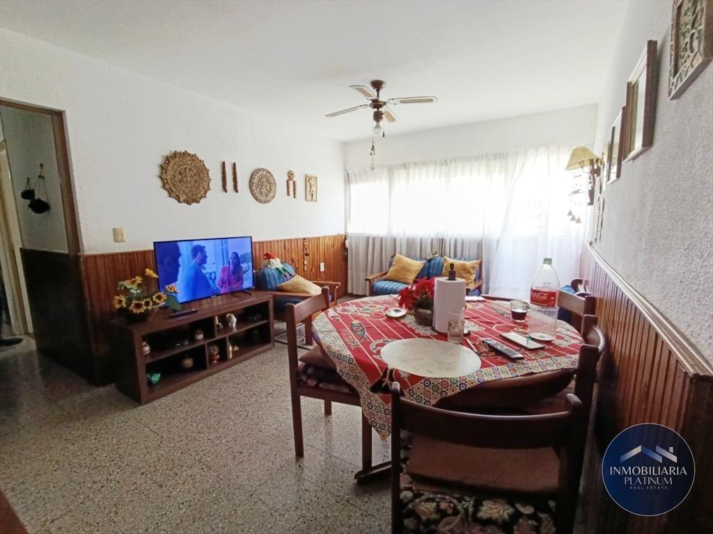 Apartamento en venta dos dormitorios c/ cochera en Euska...