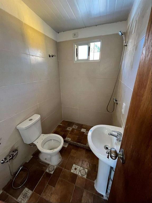 EN ZONA RESIDENCIAL AL SUR PRÓXIMO SERVICIOS 1 dormitorio.