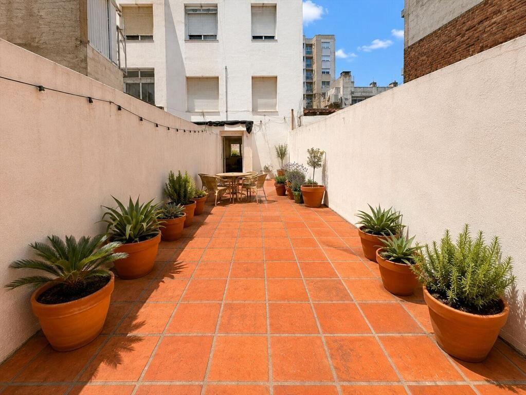 ALQUILER APTO POCITOS 1 DORMITORIO - C/PATIO - 2 GGE