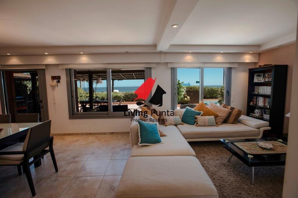 Apartamento en primera línea con vista y piscina