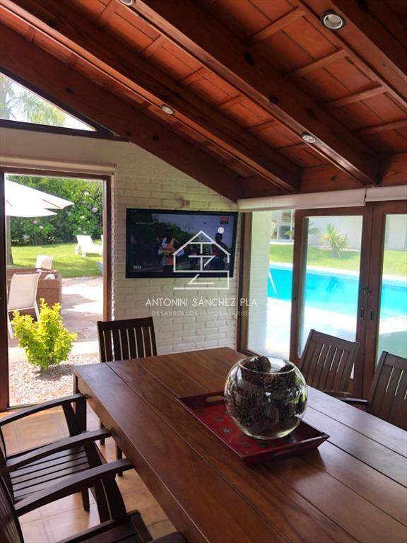 Venta Casa 5 dormitorios Cantegril Punta del Este