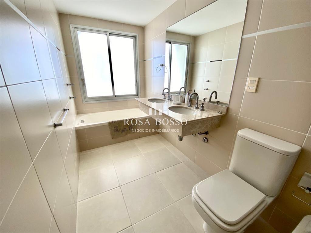 Apartamento en alquiler temporario Playa Mansa 2