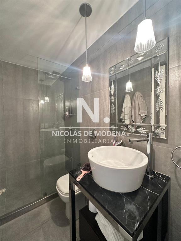 Vende apartamento de 2 dormitorios en Roosevelt Punta del E