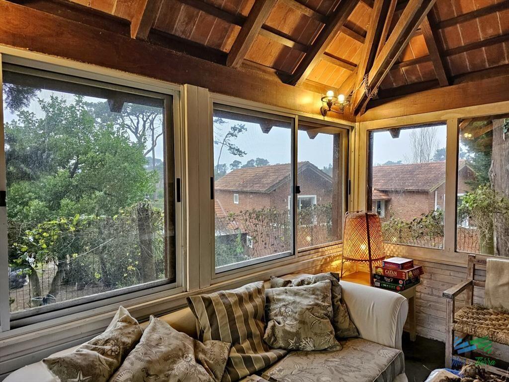 CASA EN ALQUILER, 4 DORMITORIOS Y PISCINA ZONA