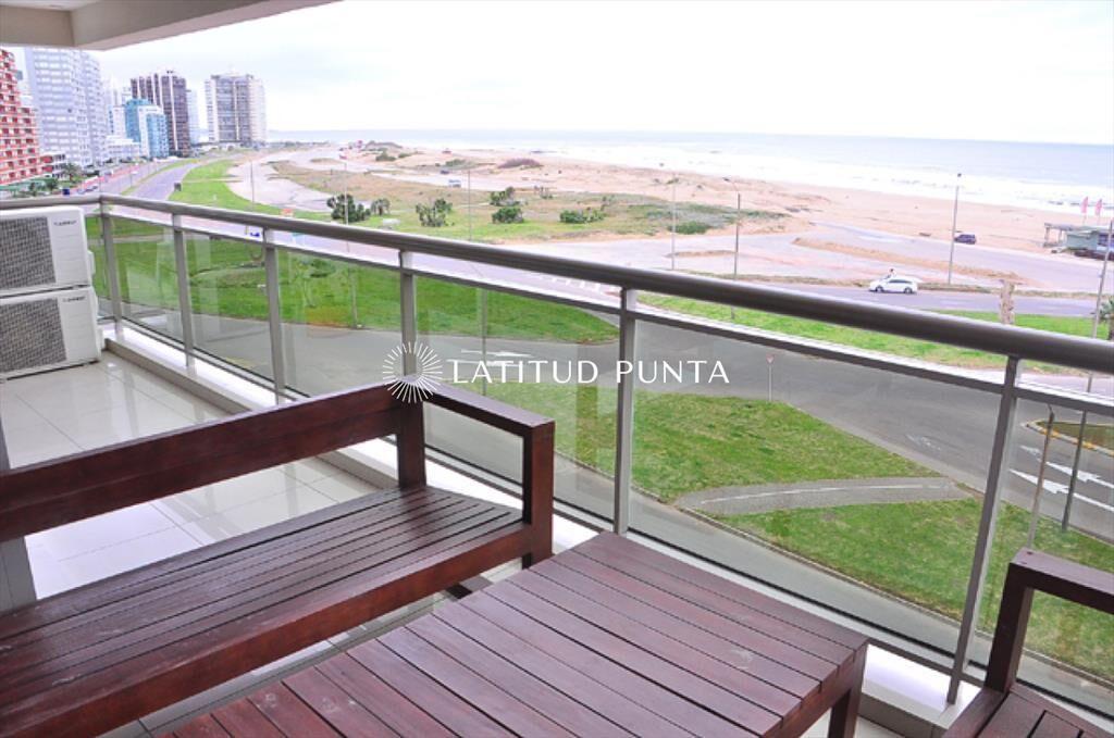 Apartamento en Imperiale, 3 suites más