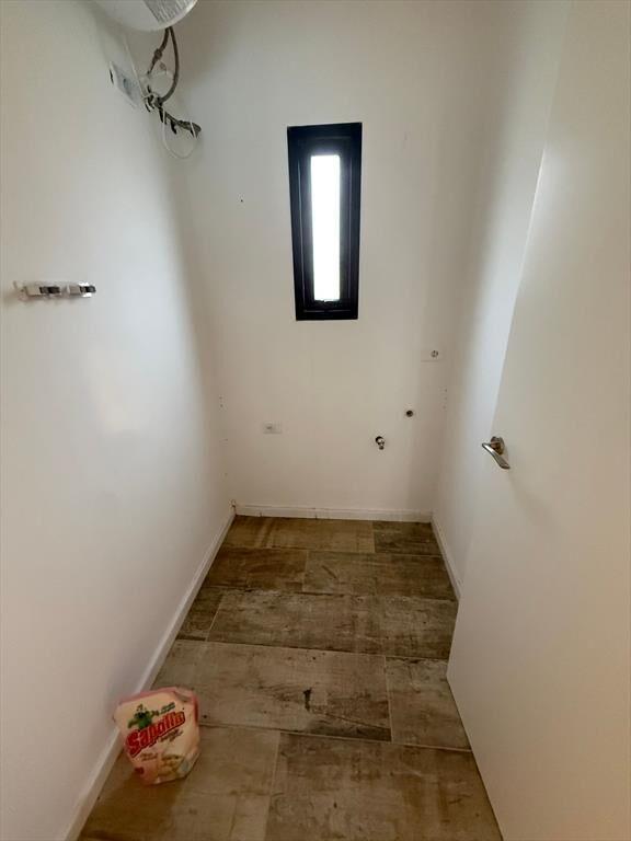 Venta casa 4 dorm Colinas de Carrasco piscina