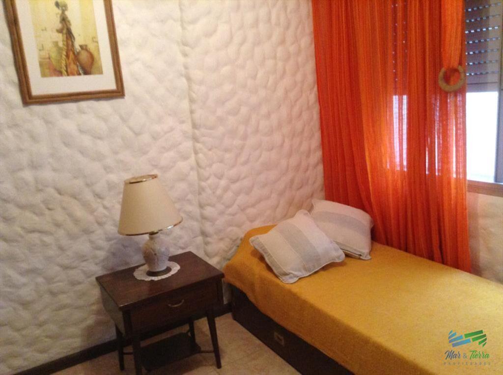 Alquilo apartamento 3 dormitorios en Playa Mansa,