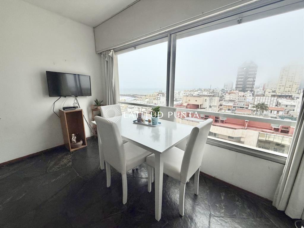 Monoambiente en Península con vista al mar