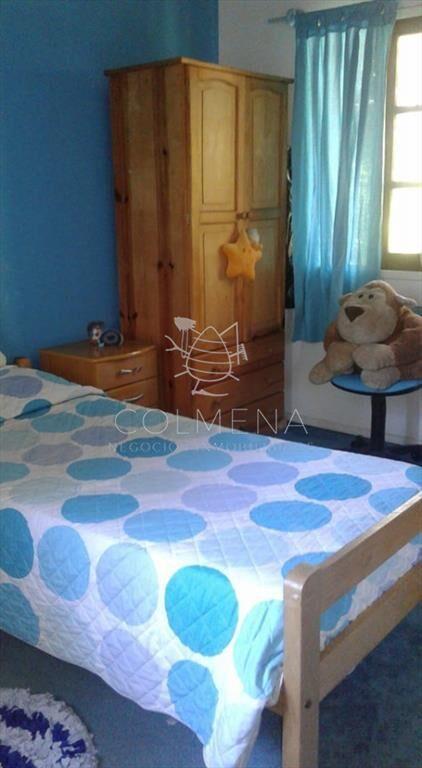 Casa cerca de colegio en pinares - se permuta por