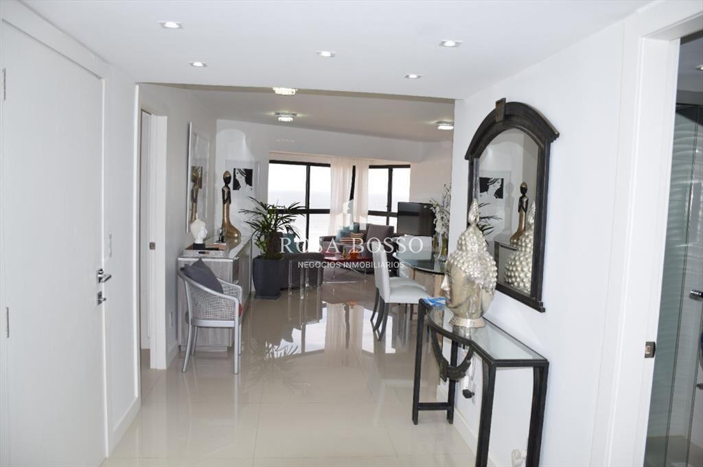 Apartamento en Brava, a pasitos del mar.