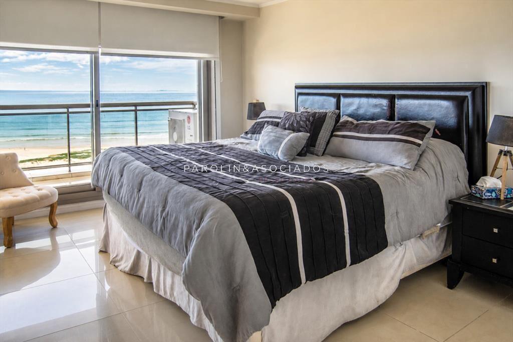 Apartamento en Torre Imperiale, Punta del Este de