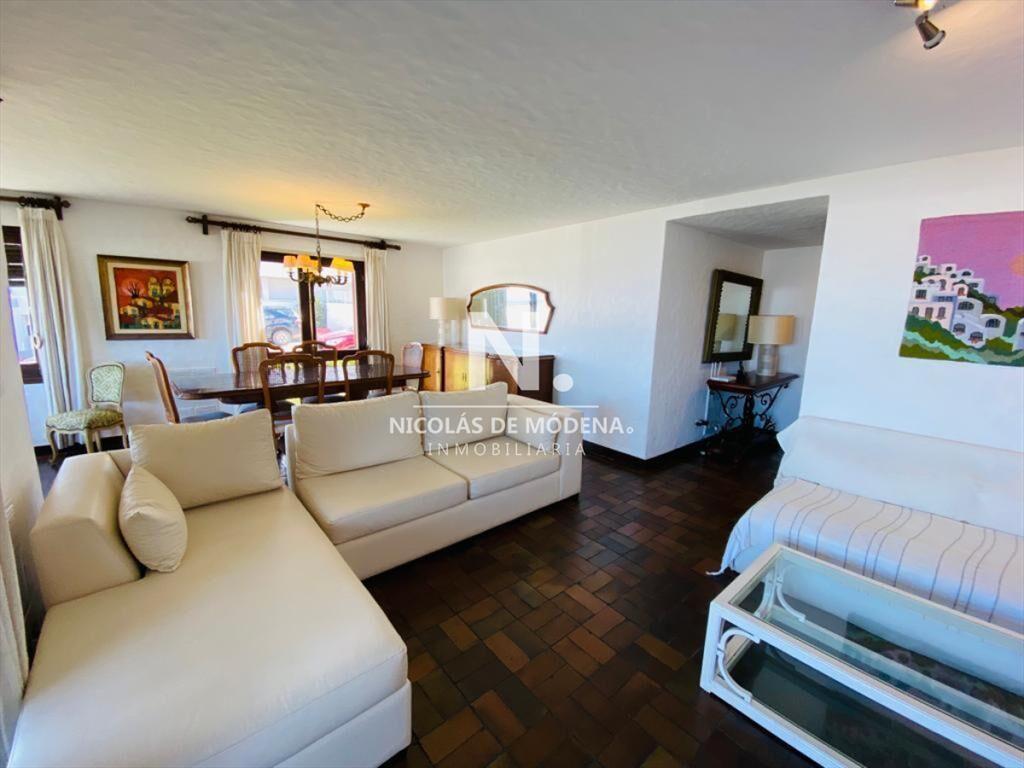 Apartamento en venta de 3 dormitorios en Punta