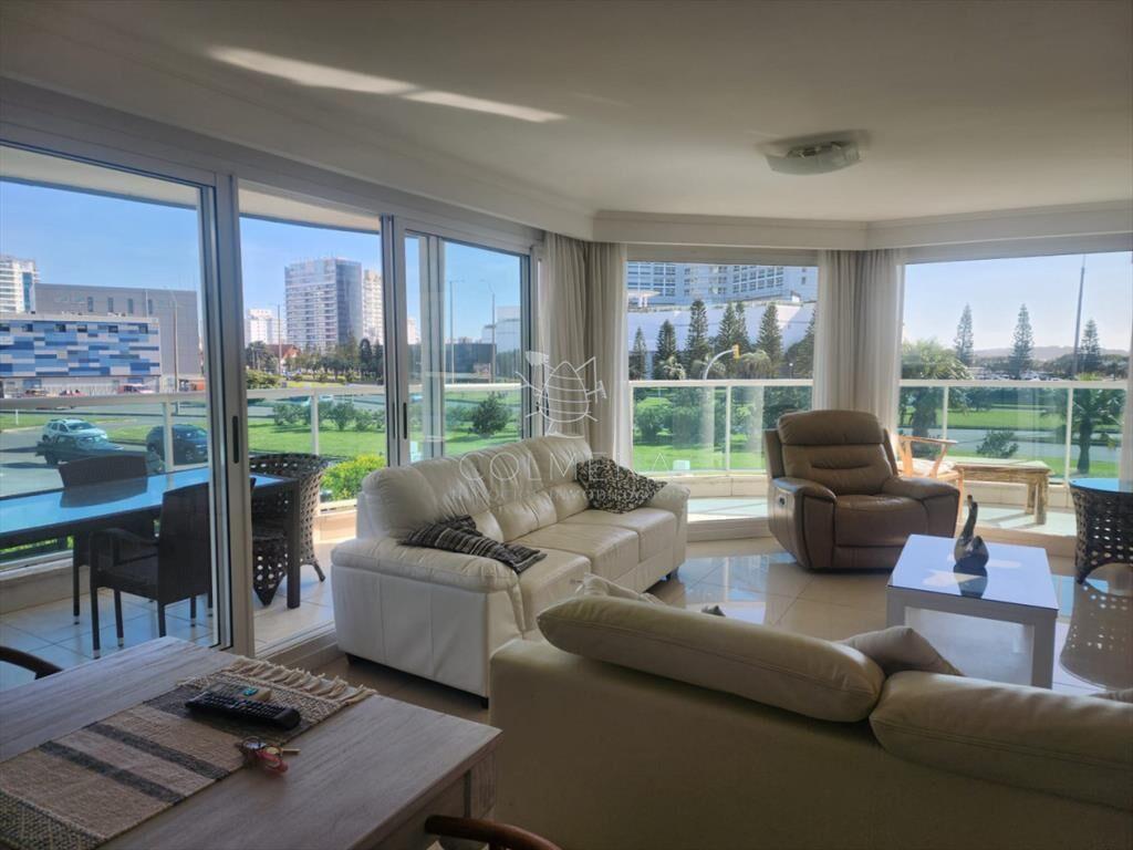 Apartamento en Punta del Este, Mansa