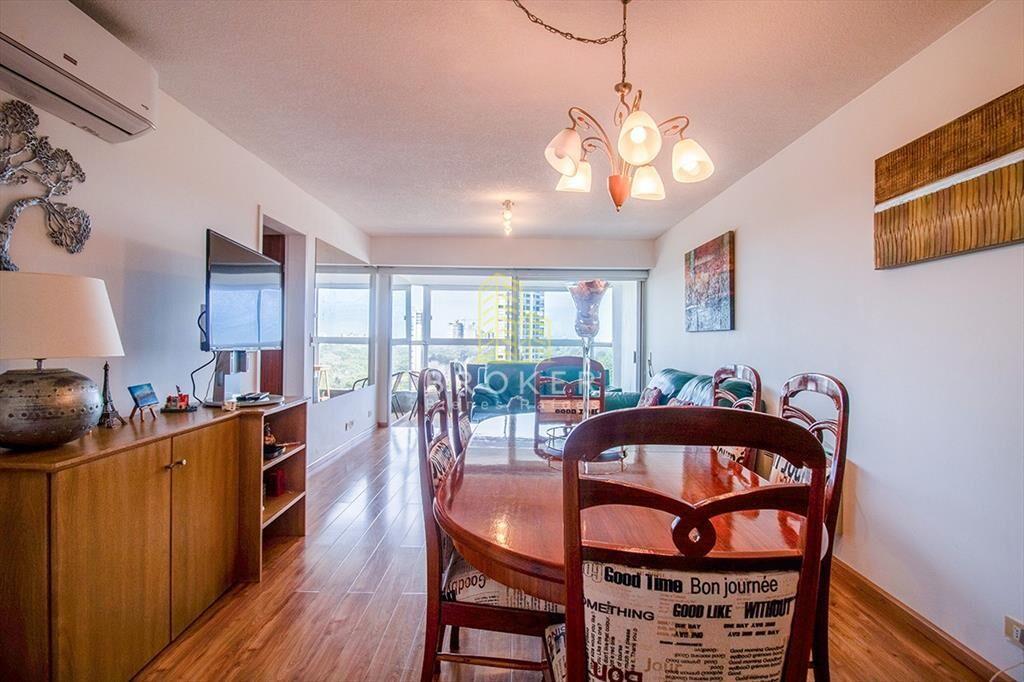 Venta de apartamento reciclado 2 dormitorios en