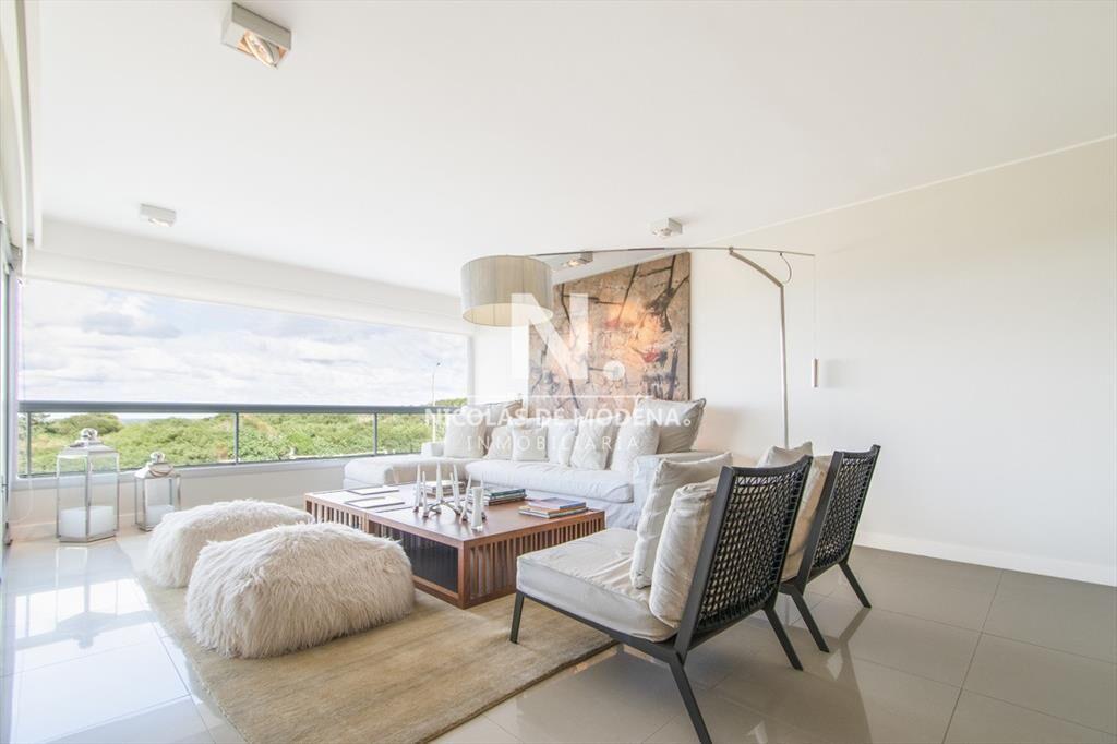 Vende apratamento en Brava Punta del Este de 3 en