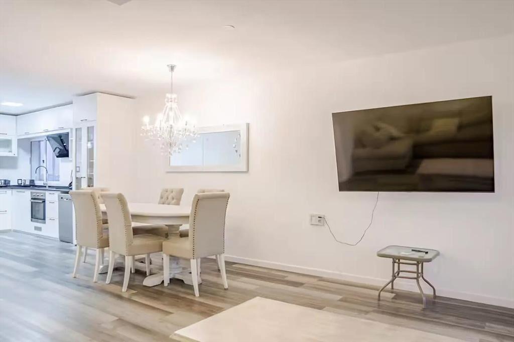 exclusivo Apartamento en venta con vista al mar frente a pl