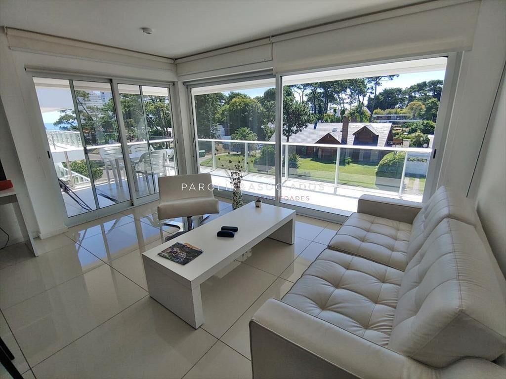 Apartamento en venta de 2 dormitorios en Punta