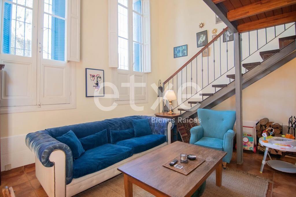 Venta de Divina Casa PH con Renta en Parque Rodo...