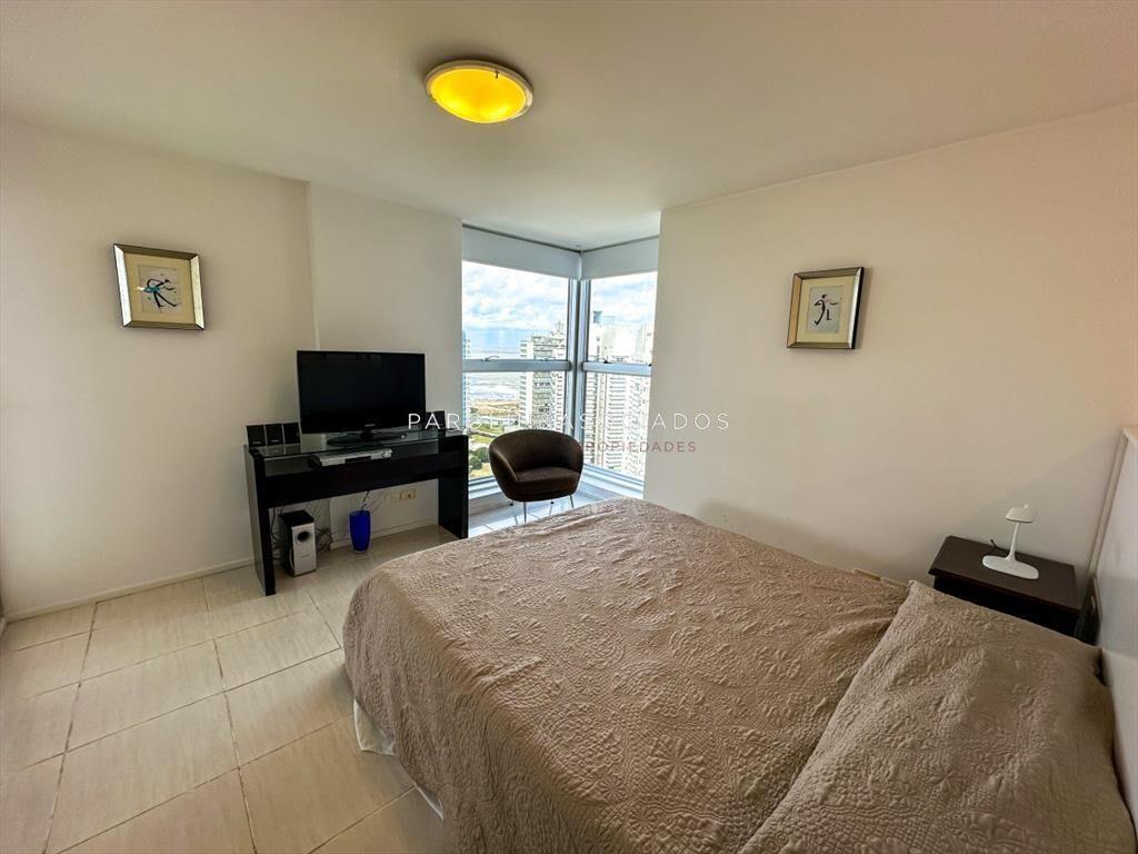 Departamento en Venta en Forest Tower de 4 Punta