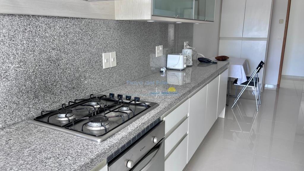 Apartamento de 3 dormitorios en venta en parada 5 de playa