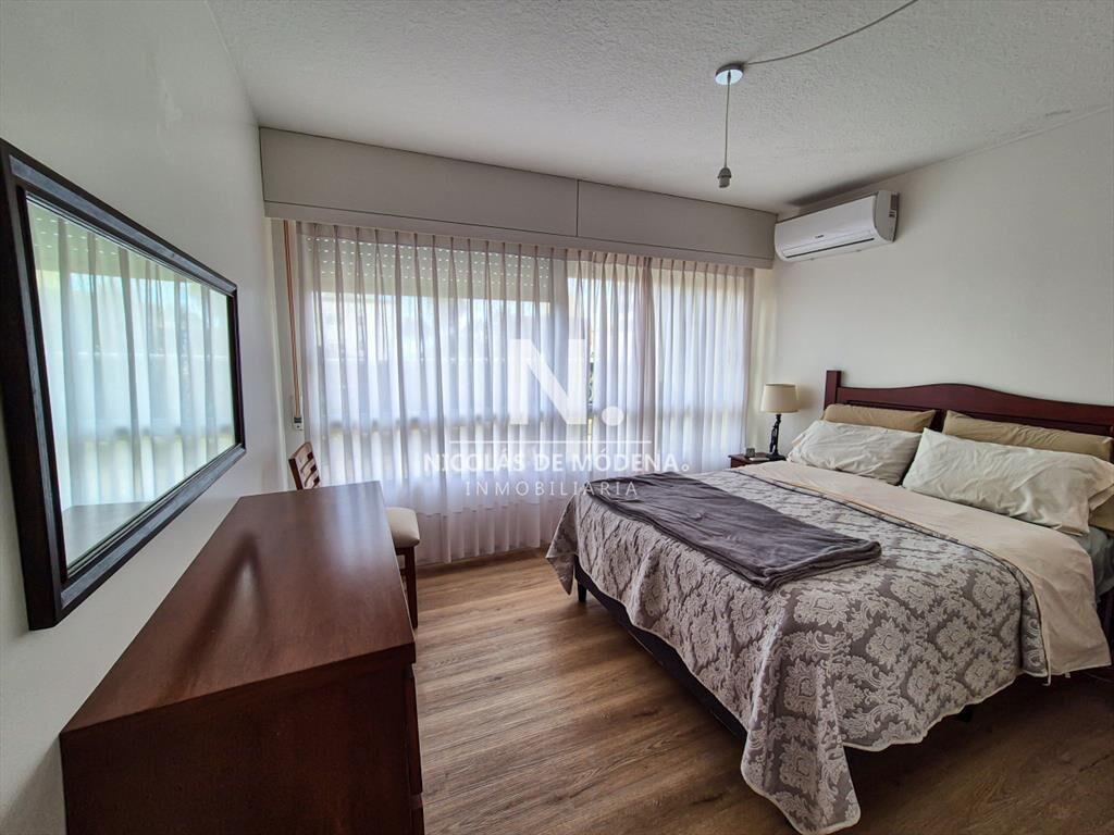 Apartamento 3 Dormitorios Península Punta del