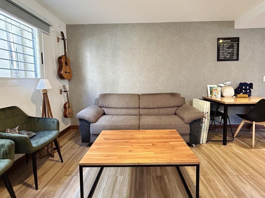 Venta casa 3 dormitorios en Tres Cruces con parrillero sin
