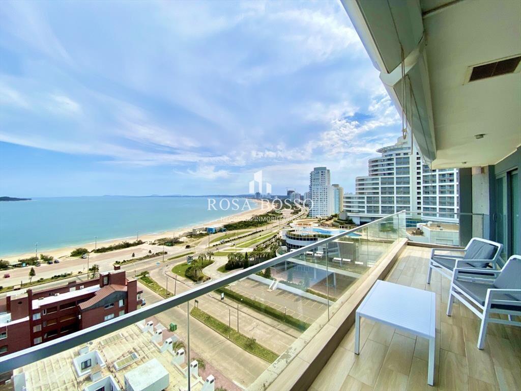 Apartamento, Venta, 4 dormitorios, Playa Mansa,