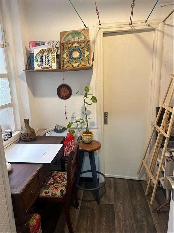 Muy buen apartamento de tres dorm y servicio completo en C