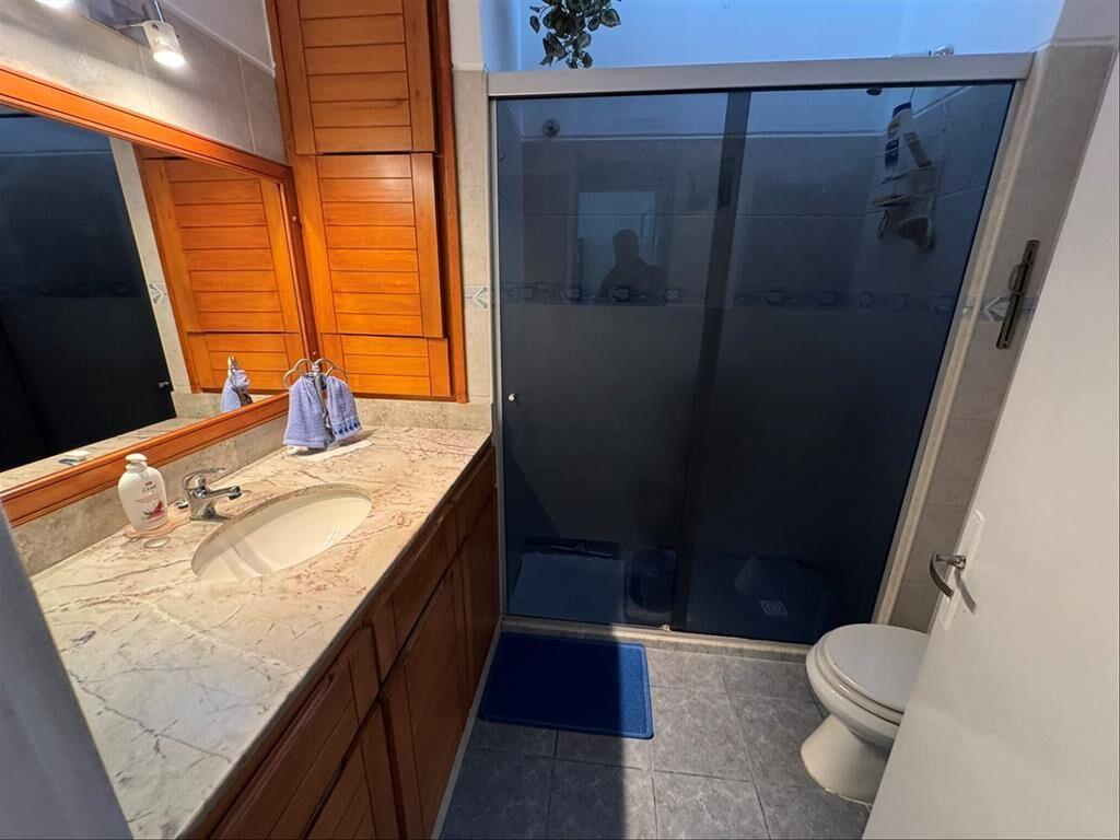 VENTA DE CASA MALVIN 3 DORMITORIOS UNA PLANTA GRAN FONDO