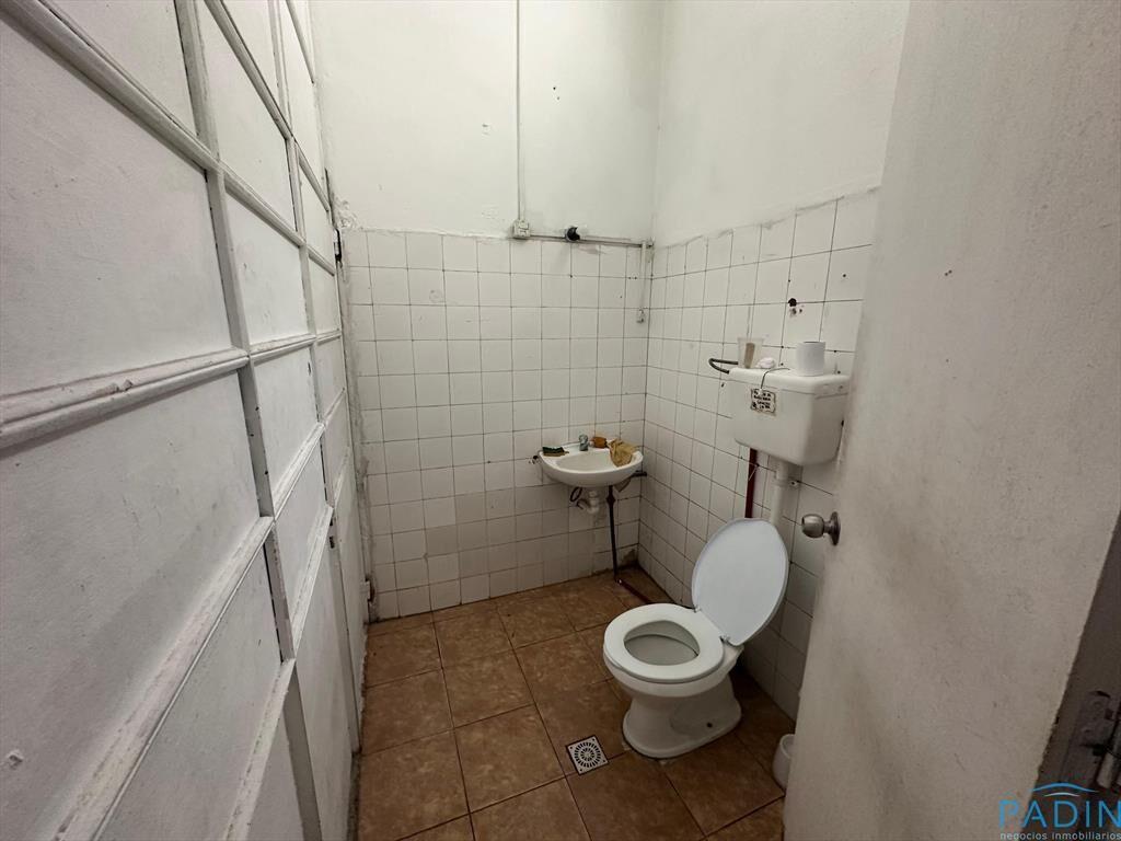 Local Comercial en alquiler ubicado en Parque Batlle