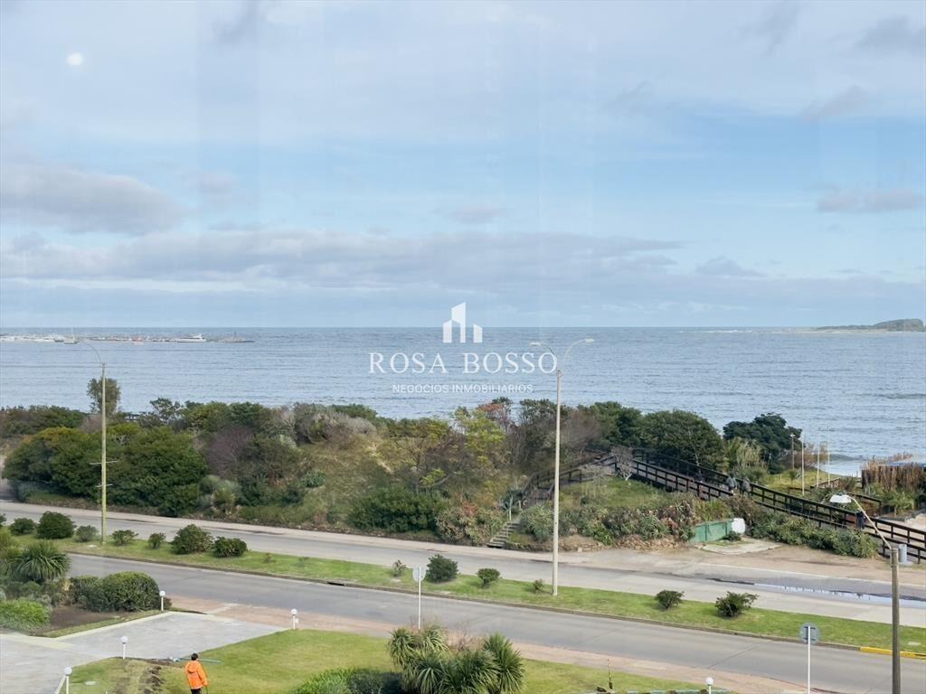 Apartamento en venta, 3 dormitorios, vista al