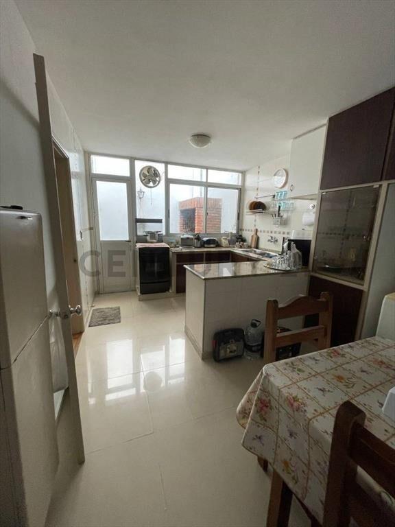 Venta Casa 2 plantas.Cordon.3 dormitorios.3 baños.Garaje....