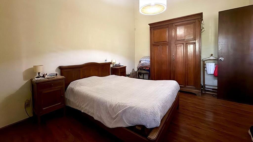 VENTA CASA 4 DORMITORIOS CON JARDIN BELLA VISTA