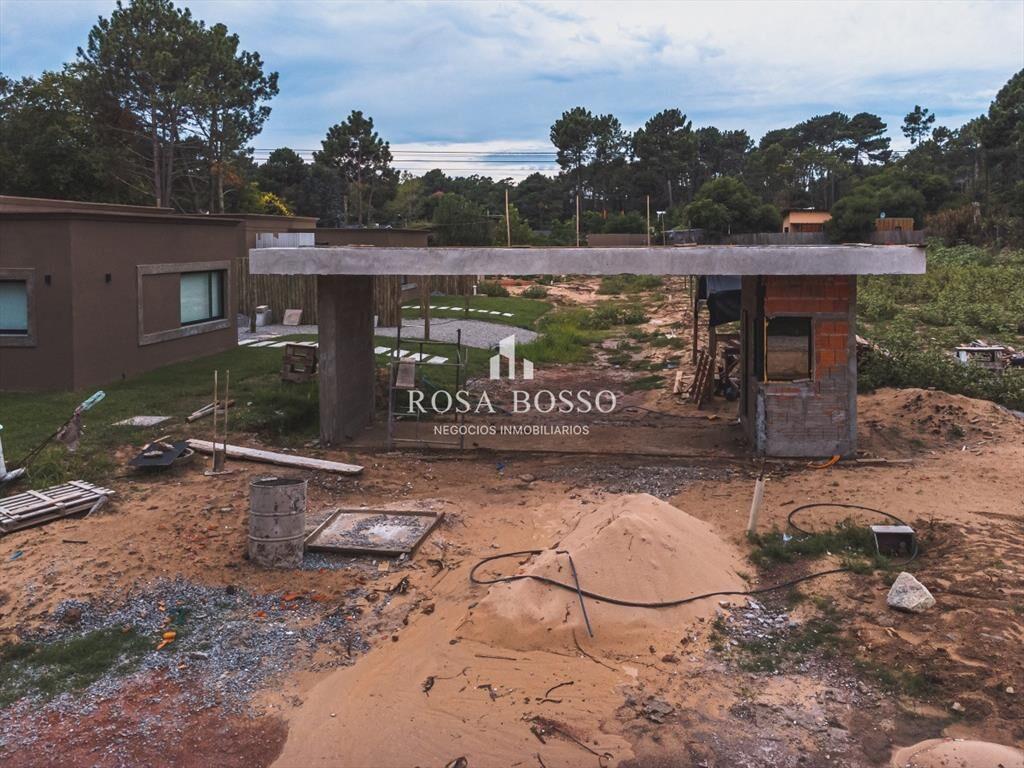 VENTA DE CASAS EN BARRIO PRIVADO