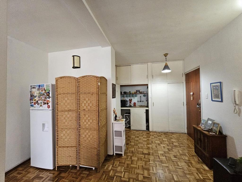 Venta de Monoambiente de 37 m². Centro (Gran ventanal haci