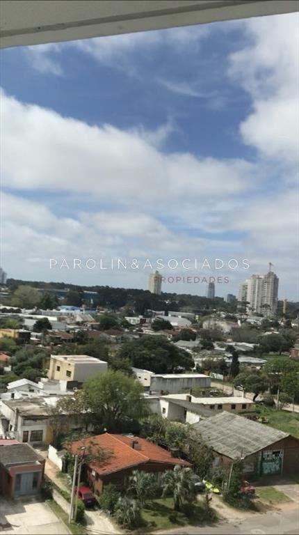 Apartamento en venta de 2 dormitorios en Mansa, Alexander B