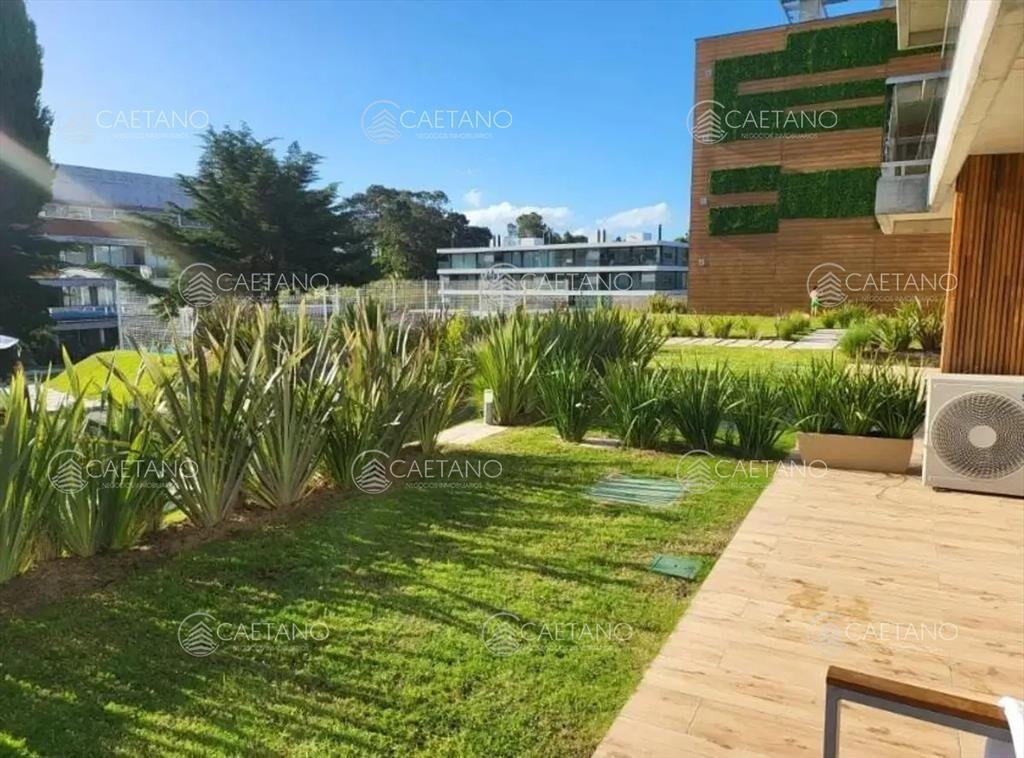 Venta apartamento 2 dormitorios. Playa Mansa, del