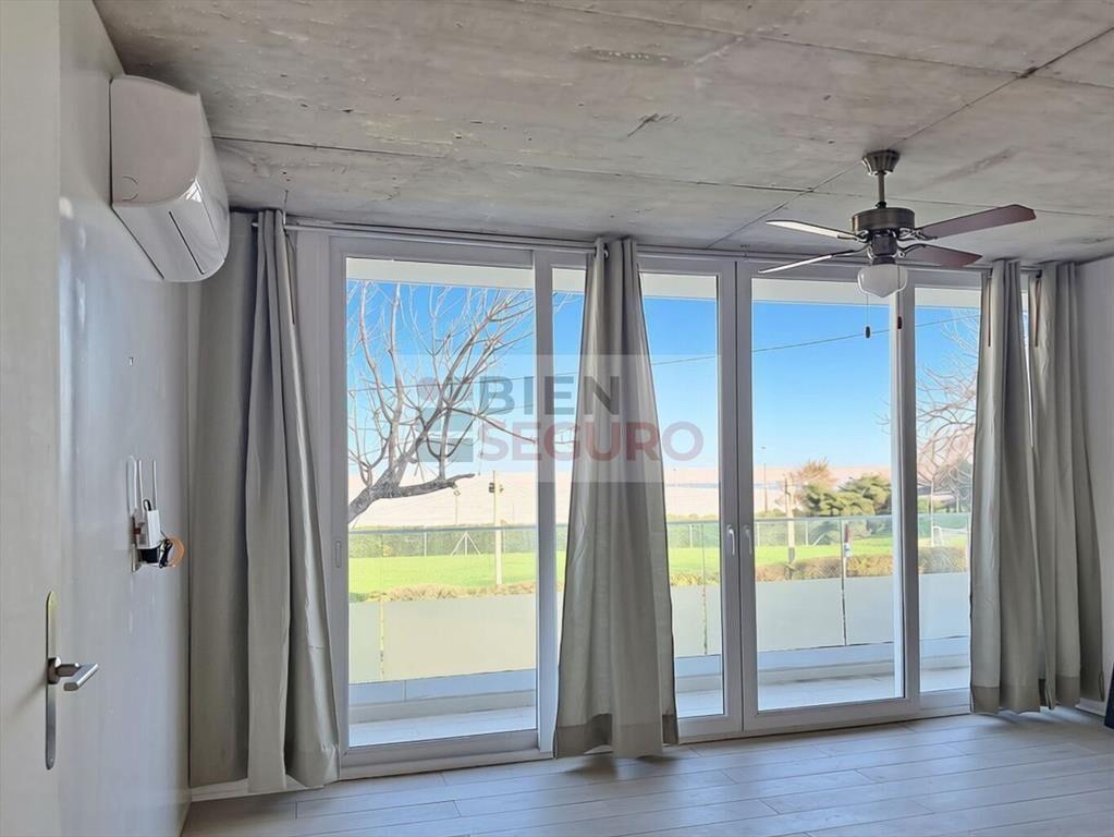 Moderno apartamento de 1 dormitorio, con vista al mar, en v