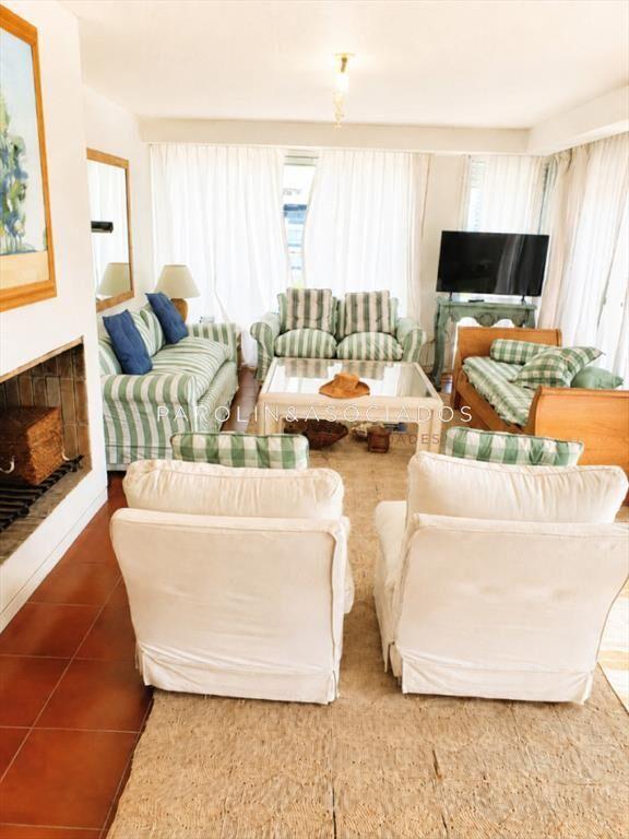Espectacular penthouse en venta. Edificio Tiburon planta de